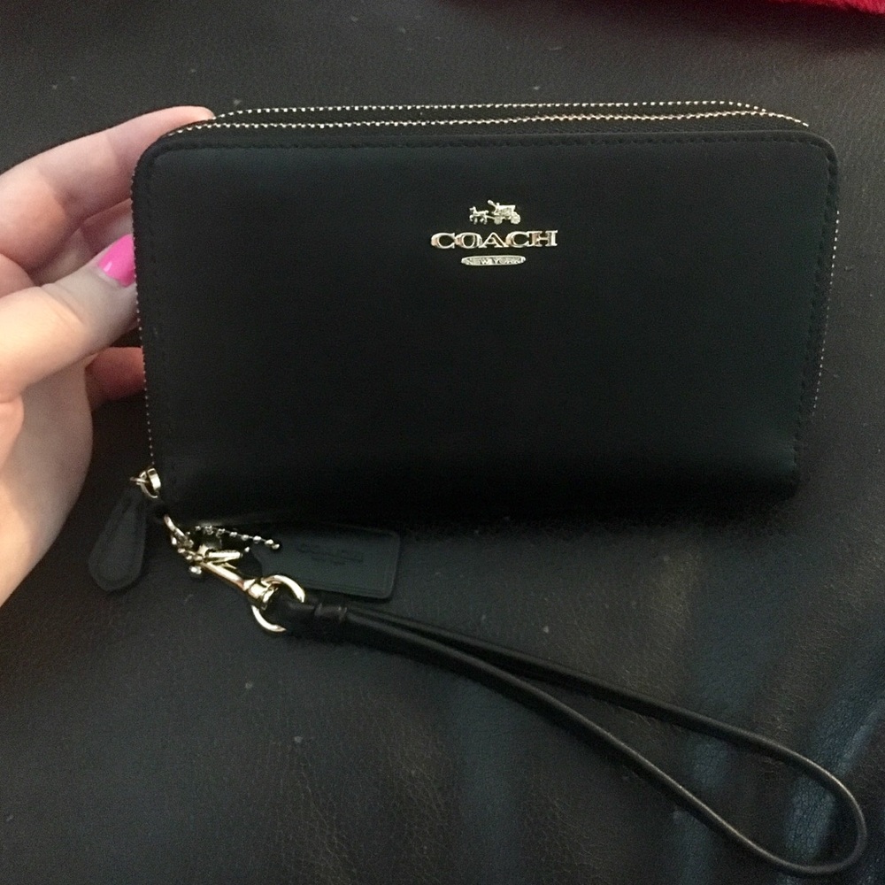 Coach wristlet/wallet NWT